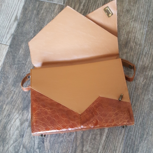 Vintage Alligator Leather Purse - Picture 7 of 8